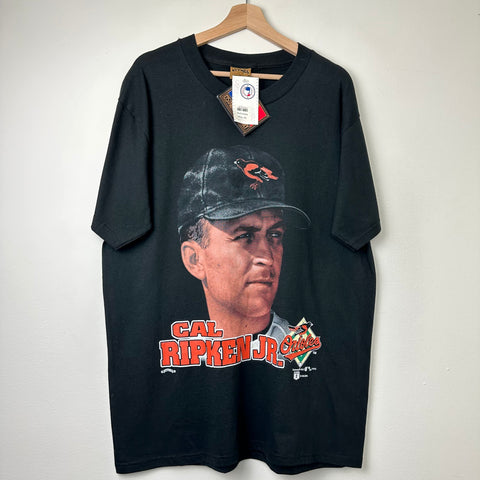 1995 Cal Ripken Jr Big Face Graphic Tee